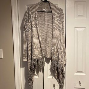 Small Aztec Print Fringe Cardigan Sweater Gray White Cream Ivory